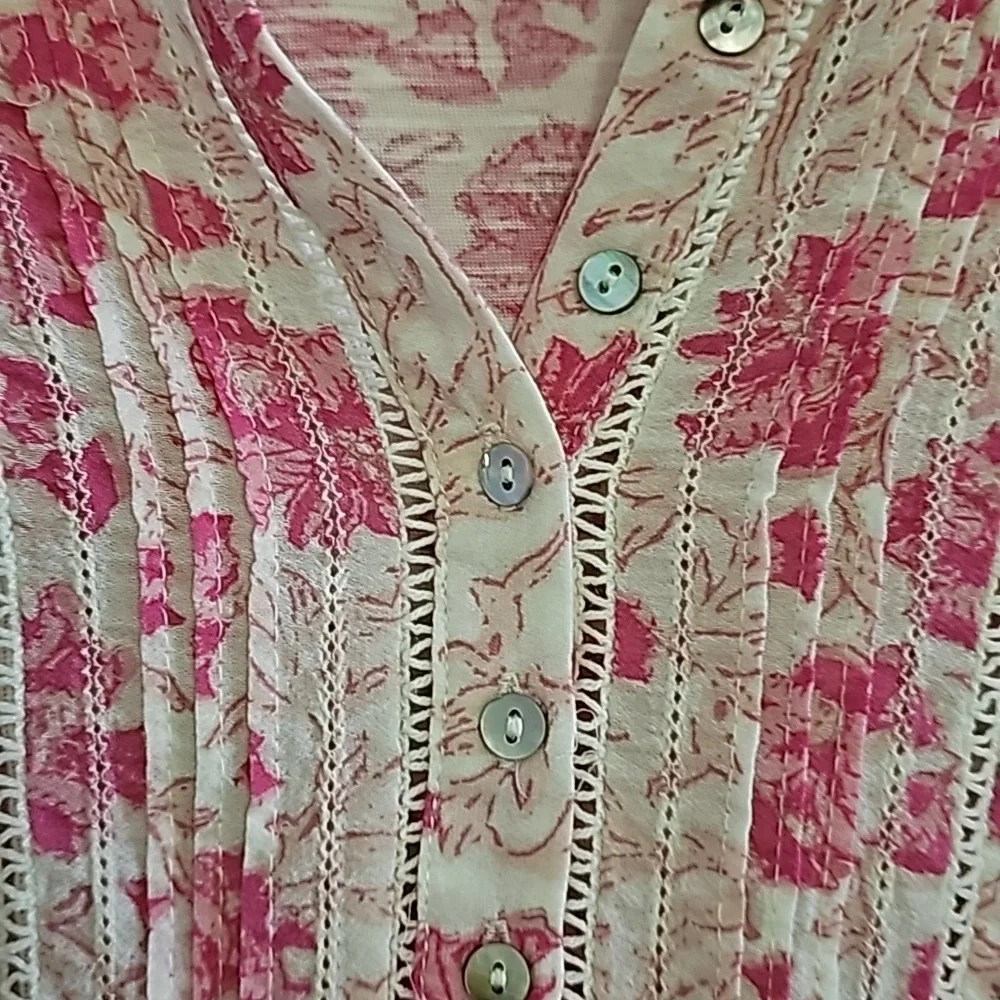 Lucky Brand pink and white blouse - Picture 5 of 10